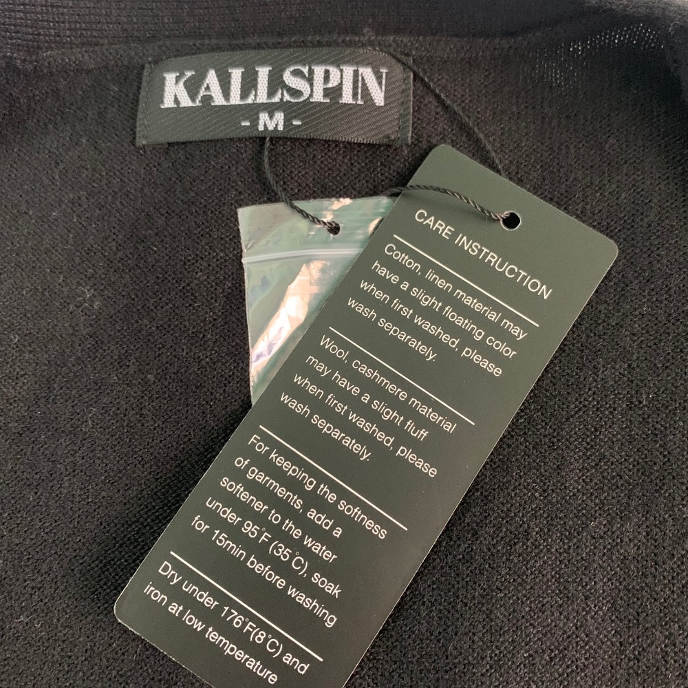 NWT cashmere-blend cardigan with pockets